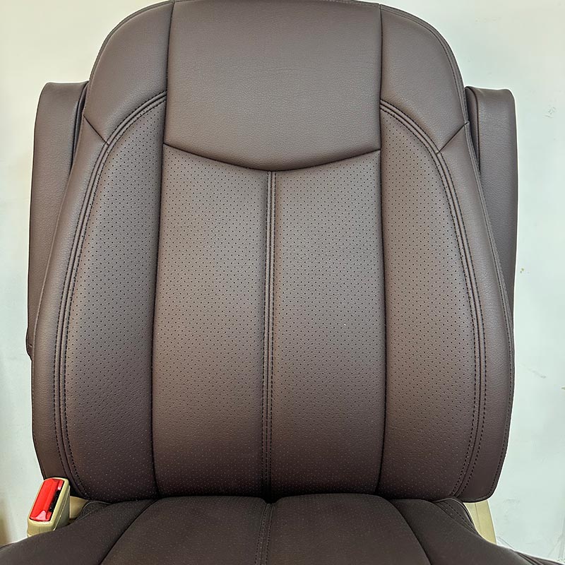 Why Are More Car Seat Cover Buyers Moving from Universal Covers to Model-Specific Solutions?